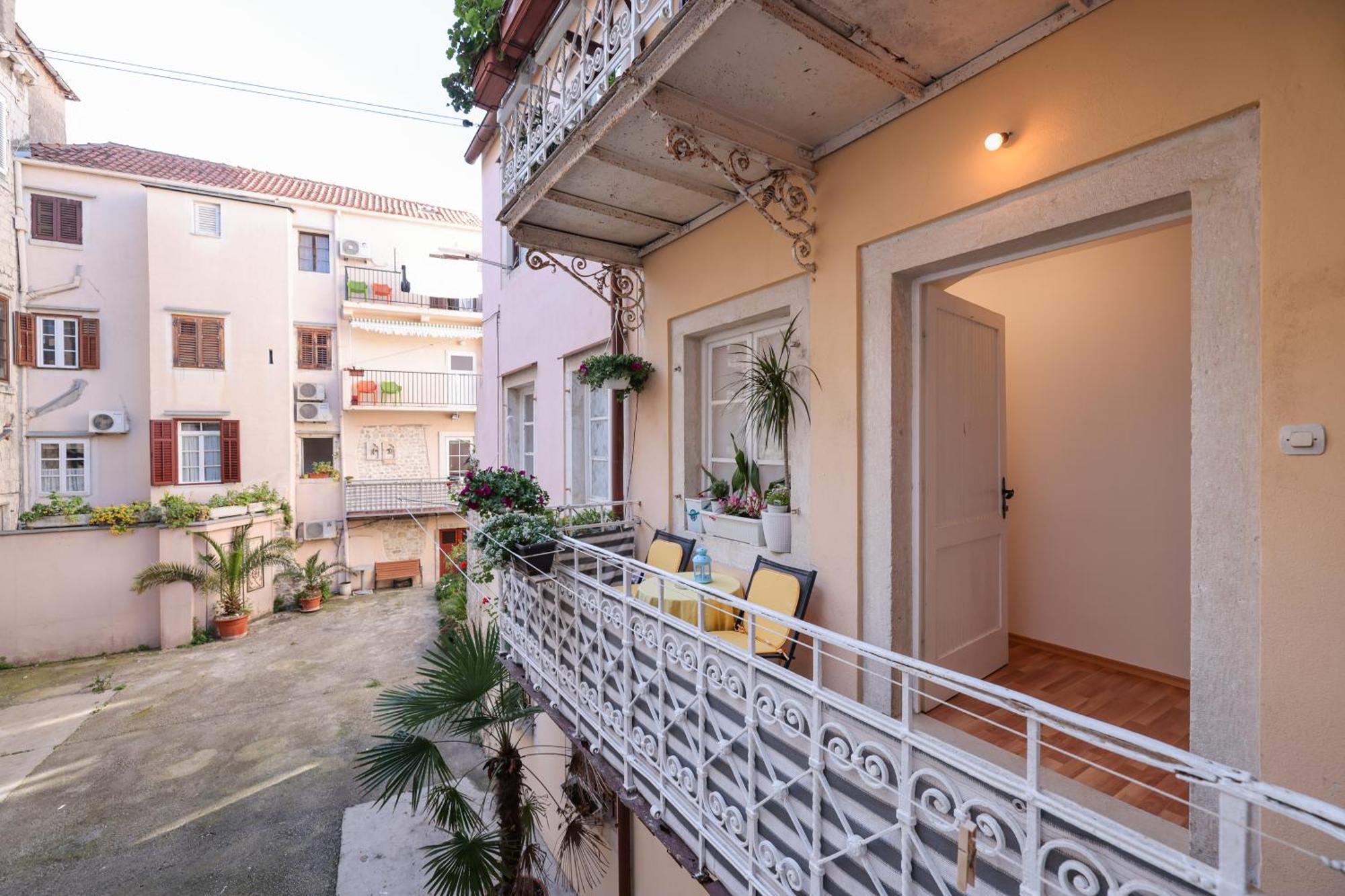 Viva - 2 Bedroom Apt In City Centar Zadar Zewnętrze zdjęcie